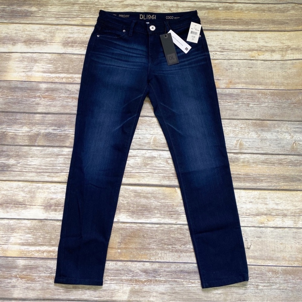 DL 1961 Coco' Curvy Jeans petite size 27